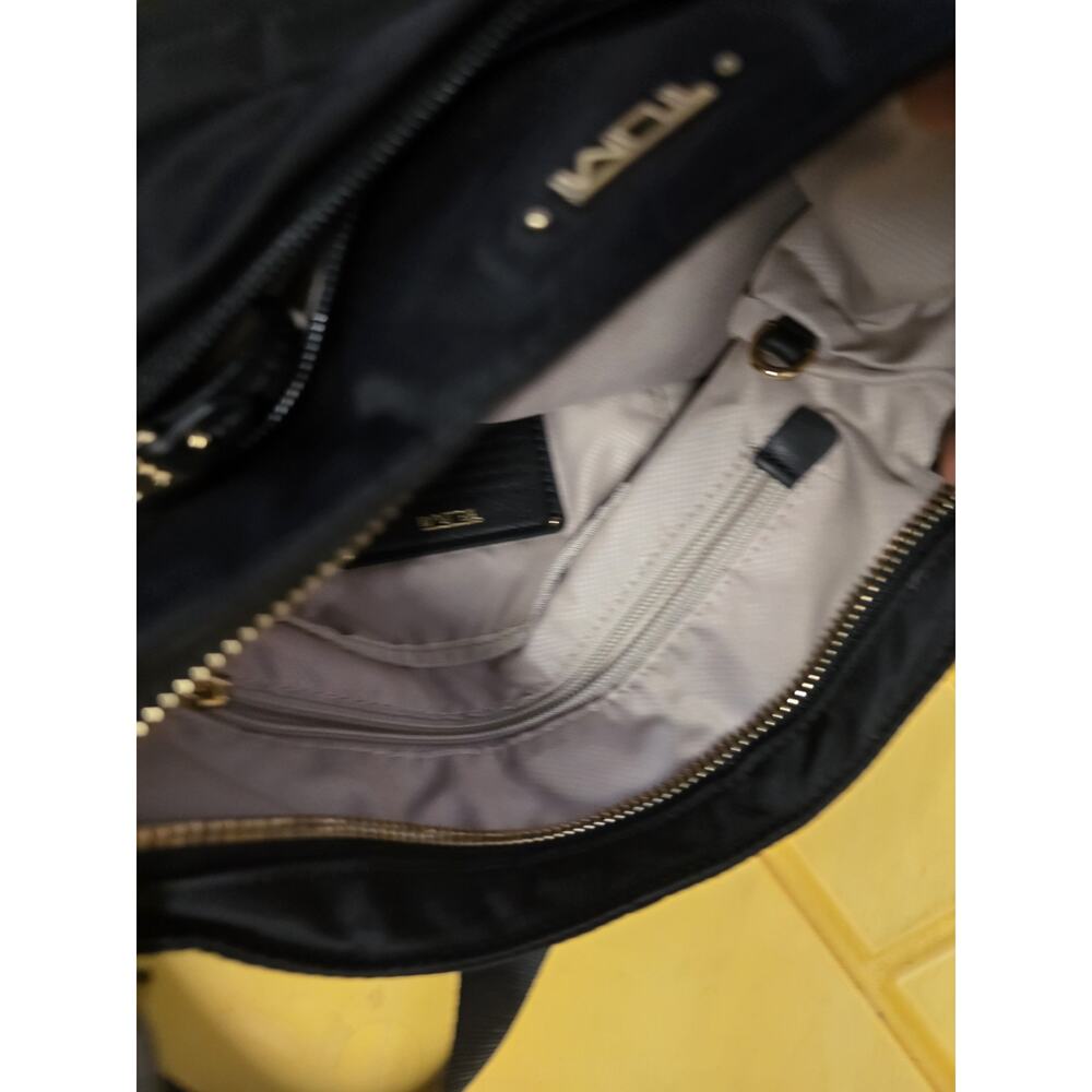 Tumi Voyageur Capri Black Nylon Medium Size Travel Shoulder Crossbody Bag - Picture 5 of 10